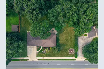 304 E Irving Park Road, Roselle, IL 60172 - Photo 49