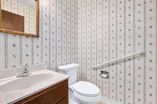 1642 Clemens Rd, Darien, IL 60561 - Photo 13