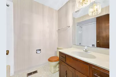 1642 Clemens Road, Darien, IL 60561 - Photo 17