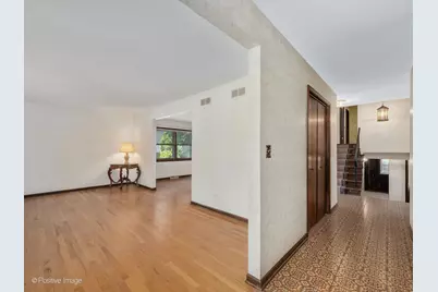 1642 Clemens Road, Darien, IL 60561 - Photo 7