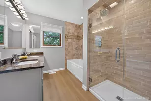 917 N Cove Dr, Palatine, IL 60067 - Photo 17
