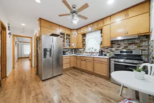 4746 N Karlov Ave, Chicago, IL 60630 - Photo 13