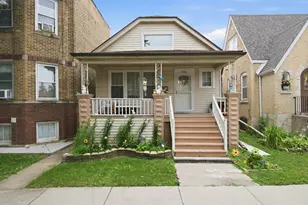 4746 N Karlov Ave, Chicago, IL 60630 - Photo 1