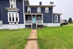 86 N 4th St, Aurora, IL 60505 - Photo 1