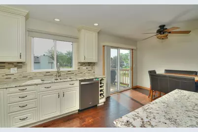 879 San Francisco Terrace, Bartlett, IL 60103 - Photo 9