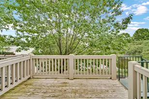 439 Bay Tree Cir, Vernon Hills, IL 60061 - Photo 31