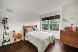439 Bay Tree Cir, Vernon Hills, IL 60061 - Photo 21
