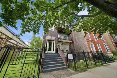 308 W Evergreen Avenue #1R, Chicago, IL 60610 - Photo 1