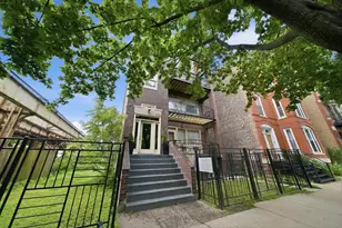 308 W Evergreen Ave, Chicago, IL 60610 - Photo 1