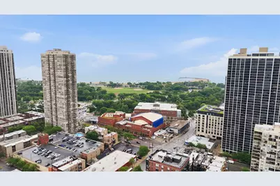308 W Evergreen Avenue #1R, Chicago, IL 60610 - Photo 23