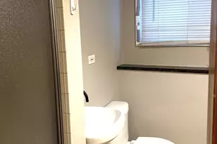 1373 Glen Ellyn Rd, Glendale Heights, IL 60139 - Photo 15