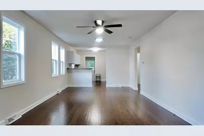 10703 W Woodland Avenue, Beach Park, IL 60087 - Photo 11