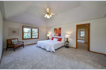 6N584 Juniper Court, Saint Charles, IL 60175 - Photo 7
