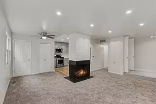 1938 Oxford Ct, Schaumburg, IL 60194 - Photo 5