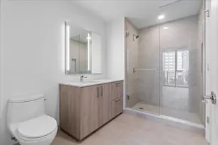 211 N Harbor Dr, Chicago, IL 60601 - Photo 13
