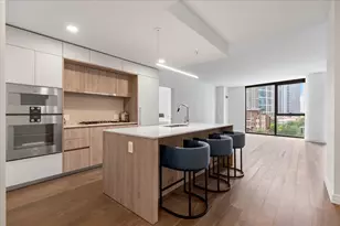 211 N Harbor Dr, Chicago, IL 60601 - Photo 5