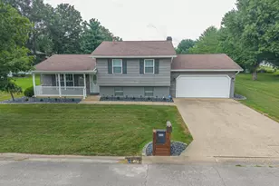 520 Cottonwood Dr, Salem, IL 62881 - Photo 35