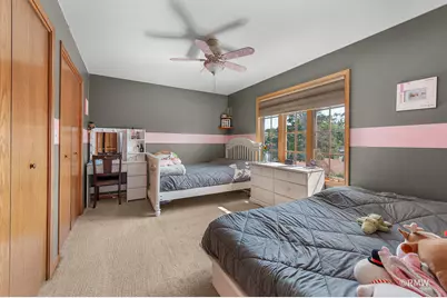 327 Miner Street, Bensenville, IL 60106 - Photo 21