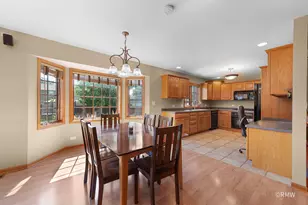 327 Miner St, Bensenville, IL 60106 - Photo 11