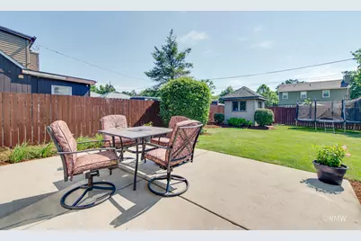 327 Miner Street, Bensenville, IL 60106 - Photo 35