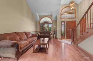 327 Miner St, Bensenville, IL 60106 - Photo 5