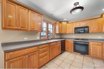 327 Miner Street, Bensenville, IL 60106 - Photo 7
