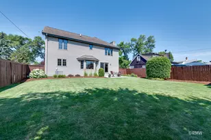 327 Miner St, Bensenville, IL 60106 - Photo 31
