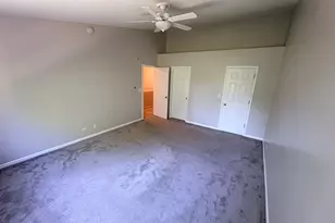 53 Braxton Ln, Aurora, IL 60504 - Photo 9