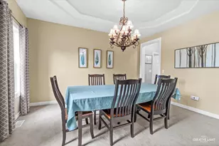 506 Simsbury Ct, Oswego, IL 60543 - Photo 5
