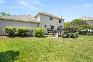 1239 Yorkshire Dr S, Sycamore, IL 60178 - Photo 37