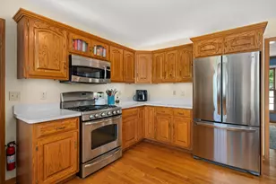 1239 Yorkshire Dr S, Sycamore, IL 60178 - Photo 13
