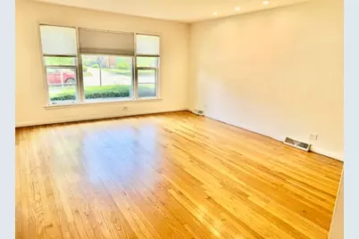 617 Lavergne Avenue, Wilmette, IL 60091 - Photo 3