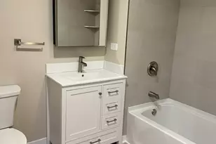3921 N St Louis Ave, Chicago, IL 60618 - Photo 9