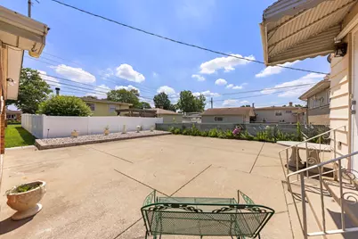 261 S Mayfair Place, Chicago Heights, IL 60411 - Photo 23