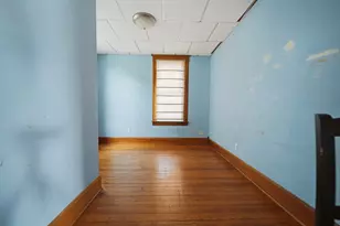 1502 E 4th St, Sterling, IL 60181 - Photo 7