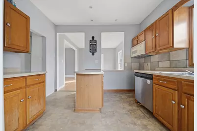 1502 E 4th Street, Sterling, IL 60181 - Photo 5