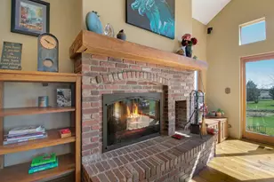 859 Old Kirk Rd, Geneva, IL 60134 - Photo 11