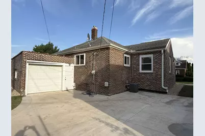 437 10th Place, Lasalle, IL 61301 - Photo 17