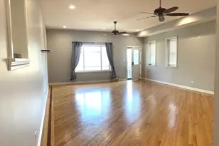 1327 W Walton St, Chicago, IL 60642 - Photo 3