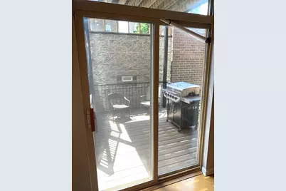 1327 W Walton Street #2, Chicago, IL 60642 - Photo 13