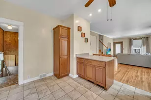 1337 Campbell Ave, Lasalle, IL 61301 - Photo 11