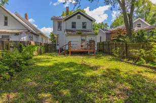 918 N Oak St, Bloomington, IL 61701 - Photo 25
