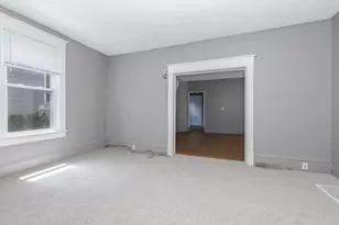 918 N Oak St, Bloomington, IL 61701 - Photo 9