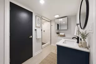 2524 W 45th St, Chicago, IL 60632 - Photo 17