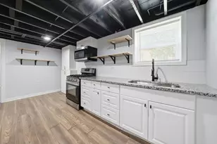2524 W 45th St, Chicago, IL 60632 - Photo 9