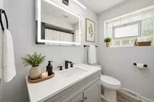 2524 W 45th St, Chicago, IL 60632 - Photo 7