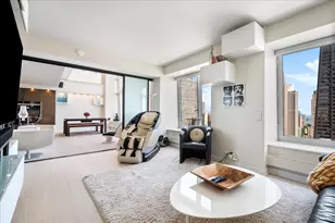 161 E Chicago Ave, Chicago, IL 60611 - Photo 17