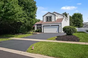 601 Carnation Dr, Oswego, IL 60543 - Photo 1