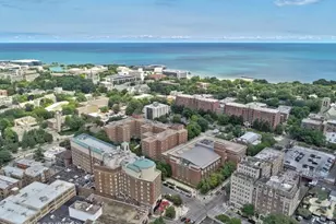 807 Davis St, Evanston, IL 60201 - Photo 21