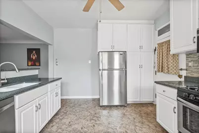 906 Oakton Street #2, Evanston, IL 60202 - Photo 15